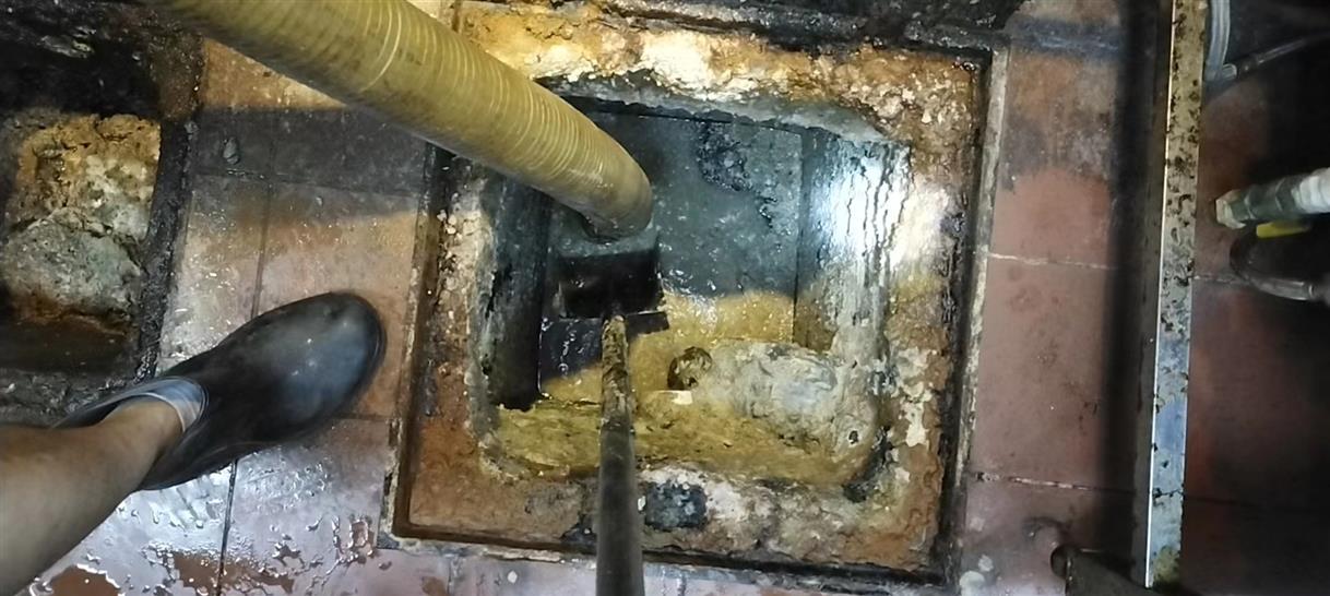沾益污水池清理一般都有毒气，怎么预防中毒呢？